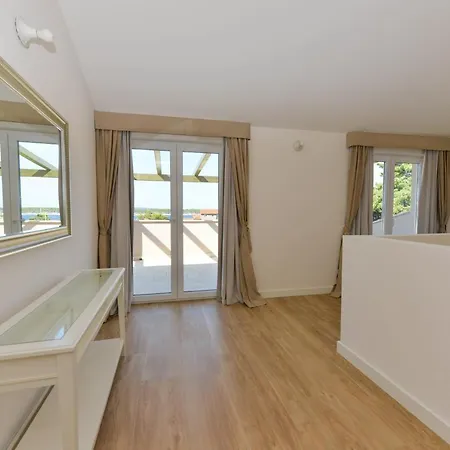 Ferienhaus New Homes Lavanda Barbat na Rabu